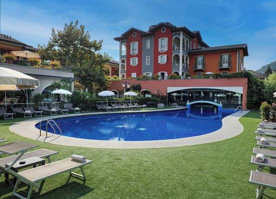 Aquazzurra Resort & Aparthotel 1