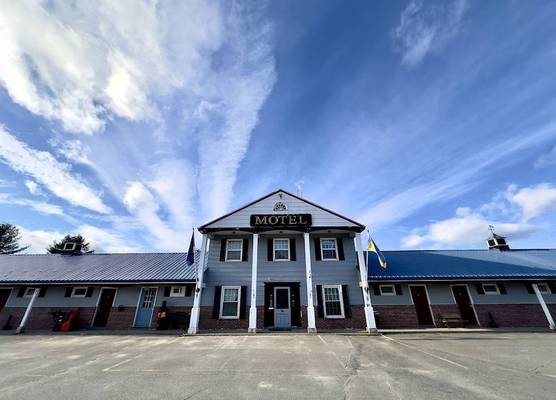 Colonial Valley Motel 1