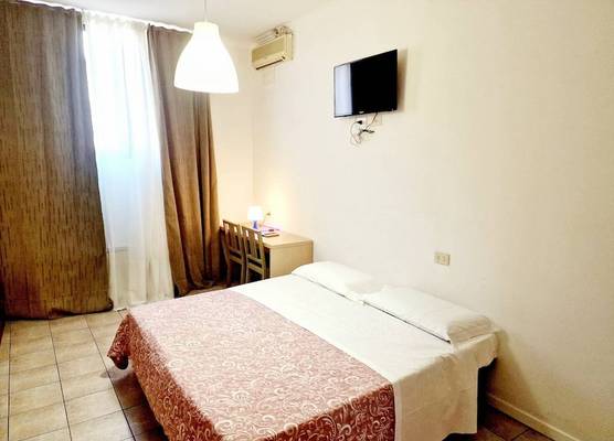 Hotel Firenze 2000 1