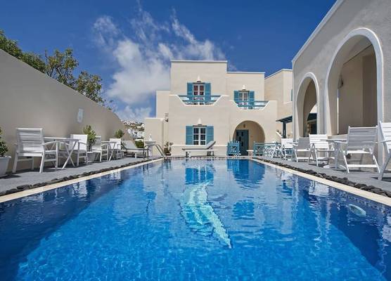 Alizea Villas & Suites 1