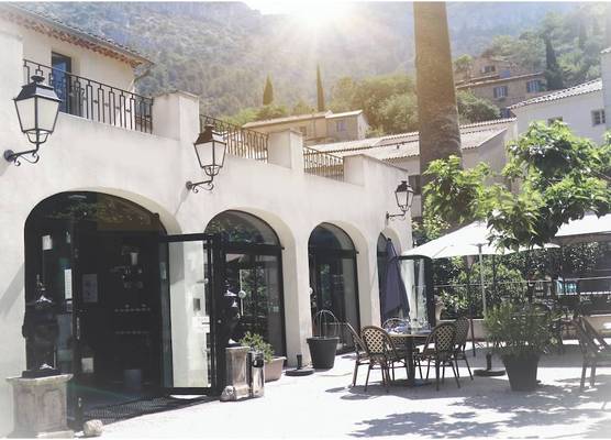 Logis Hôtel Restaurant du Parc 1