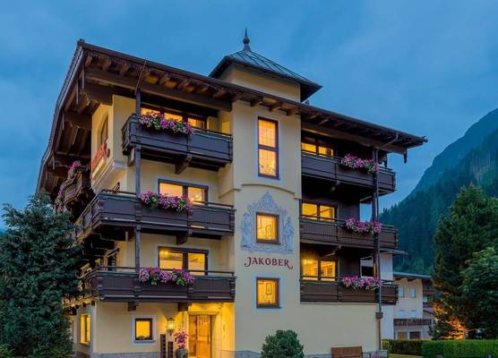 Hotel-Garni Jakober - B&B und Appartements 1