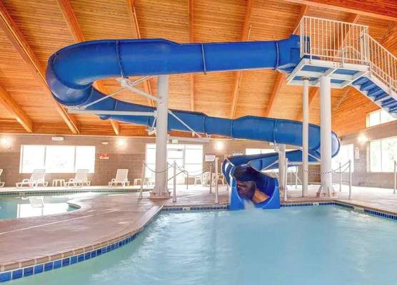 Comfort Inn & Suites St Paul Northeast 1