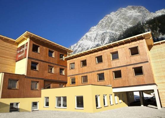 Hotel Tia Smart Natur 1