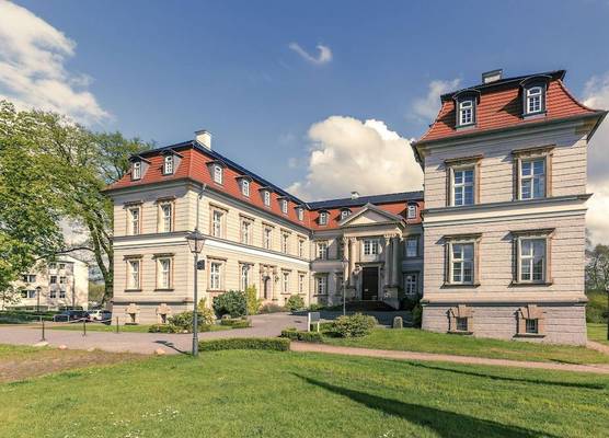 Sunday Hotel Schloss Neustadt Glewe 1