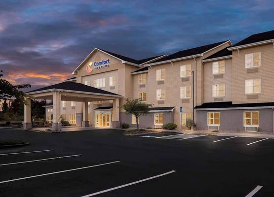 Comfort Inn & Suites Creswell 1