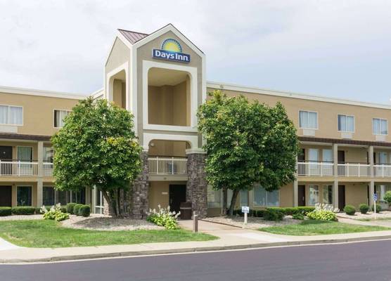 Days Inn by Wyndham Florence Cincinnati Area 1