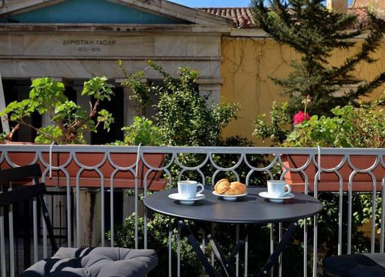 Heloni Apartments Athens 1