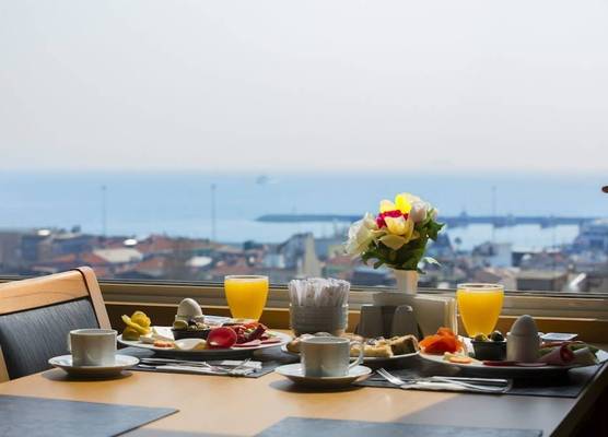 Ilkbal Deluxe Hotel &Spa Istanbul 1