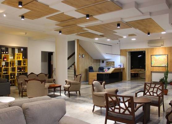 Alliance Hotel 1