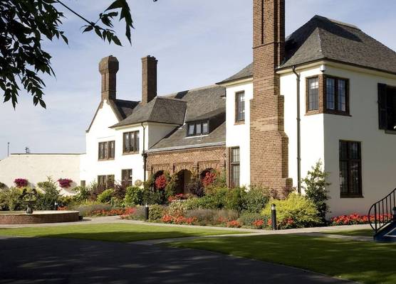 Western House Hotel At Ayr Racecourse 1