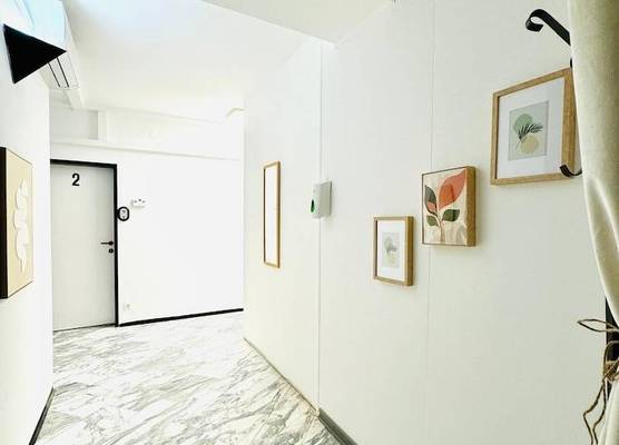 Spacious 7BR Apartment Prime Location 1