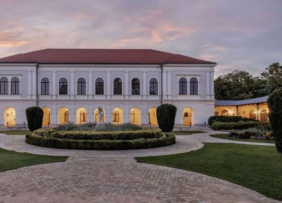 Anna Grand Hotel 1