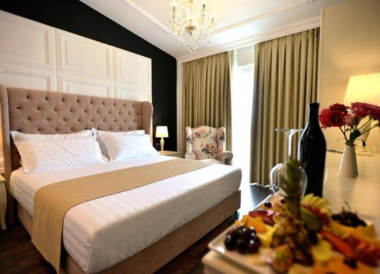 FLOWER HOTEL & RESORT 1