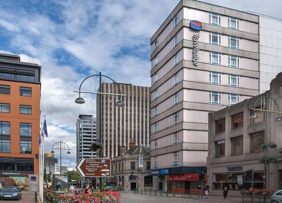 Travelodge Birmingham Central 1