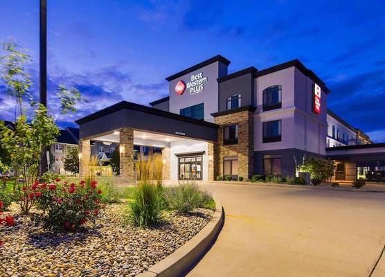 Best Western Plus Champaign/Urbana Inn 1