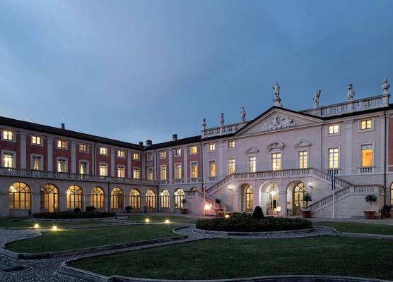 Villa Fenaroli Palace Hotel 1