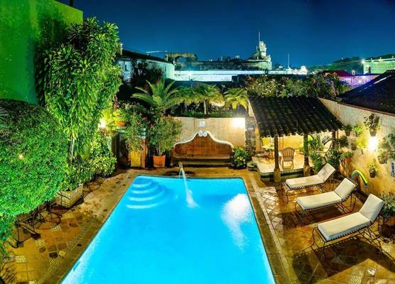 Hotel Casa del Parque by AHS 1