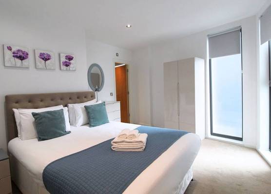 Tooley Street Apartments by Viridian Apartments 1