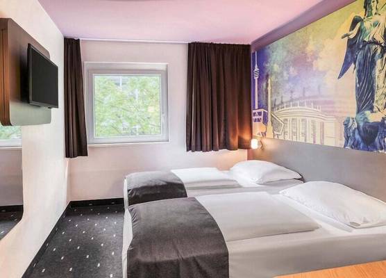 B&B Hotel Stuttgart-Vaihingen 1