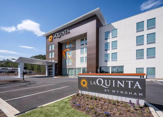 La Quinta by Wyndham Chelsea Birmingham 1
