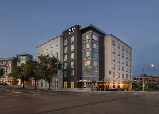 Fairfield by Marriott Inn & Suites Dayton Downtown 1