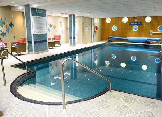 Riviera Hotel & Holiday Apartments 1