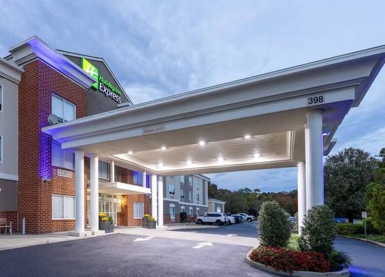 Holiday Inn Express & Suites VINELAND MILLVILLE by IHG 1