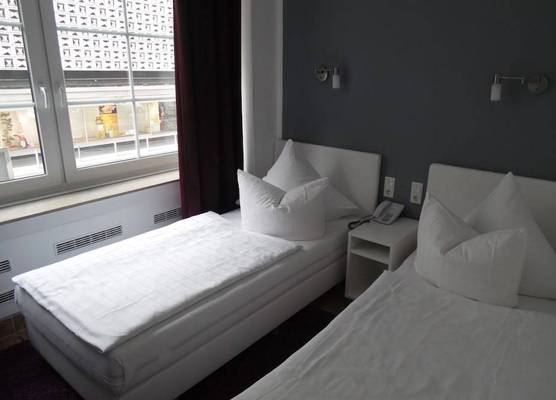 Rheinmetropole Hotel 1