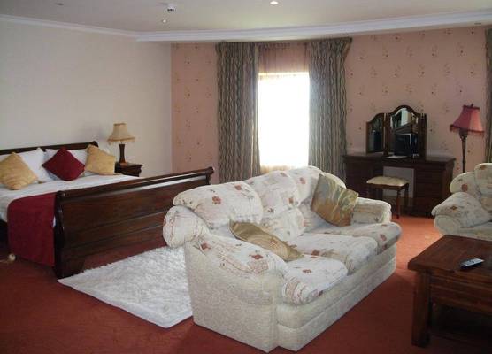 Broadhaven Bay Hotel 1