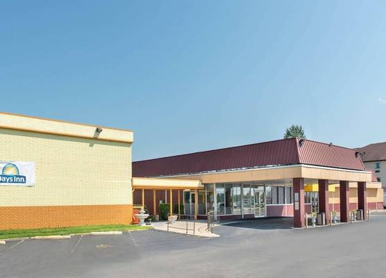 Days Inn by Wyndham Salem, Illinois 1
