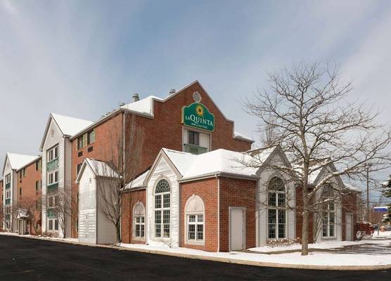 La Quinta by Wyndham Cleveland Macedonia 1