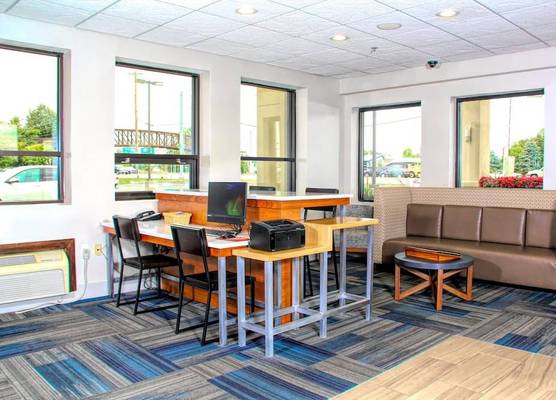 Holiday Inn Express ROCHESTER - GREECE by IHG 1