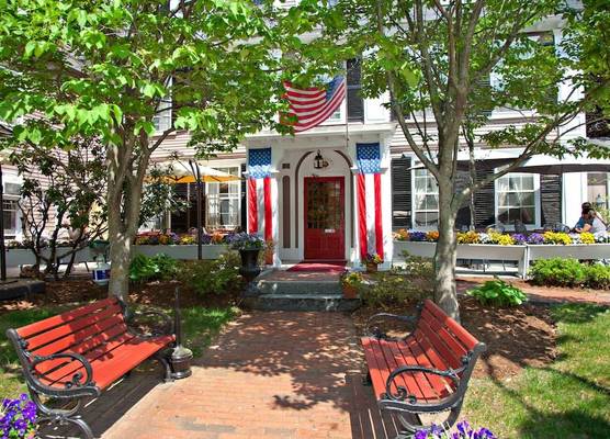 Concord's Colonial Inn 1