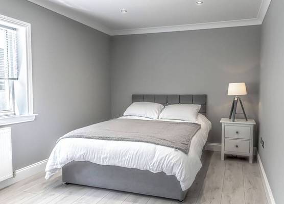 1 Bed Cottage-Sleeps 2-Parking-Pets-Hot Tub 1