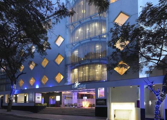 Blu Petal - A Business Hotel 1