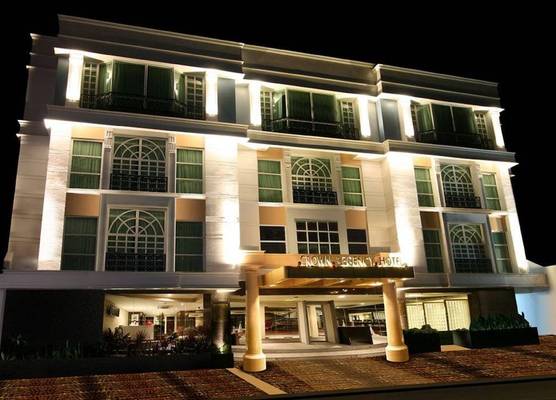 Crown Regency Hotel Makati 1