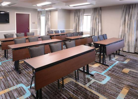 Sonesta ES Suites Dallas Medical Market Center 1