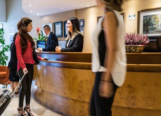 Hotel Carlton Rioja 1