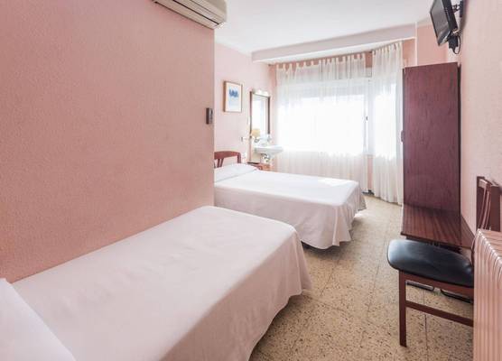 Hostal Solimar 1