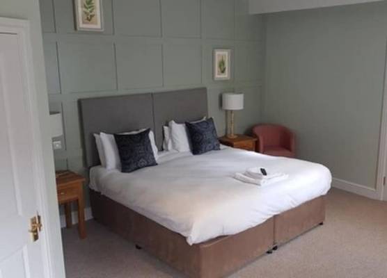 The Kings Arms Hotel 1