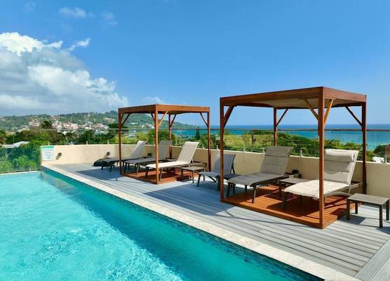 Comfort Inn & Suites Tobago 1