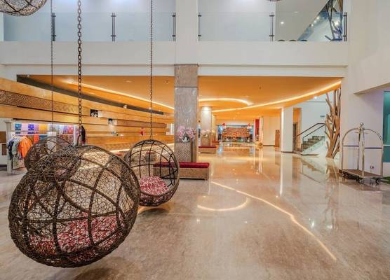 b Hotel Bali & Spa 1