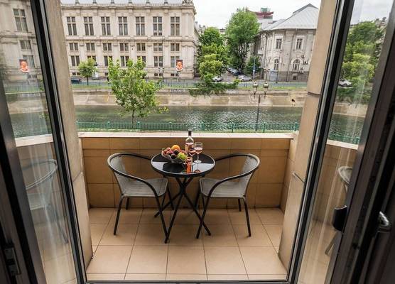 AIASTAY Bucharest River Apartments 1