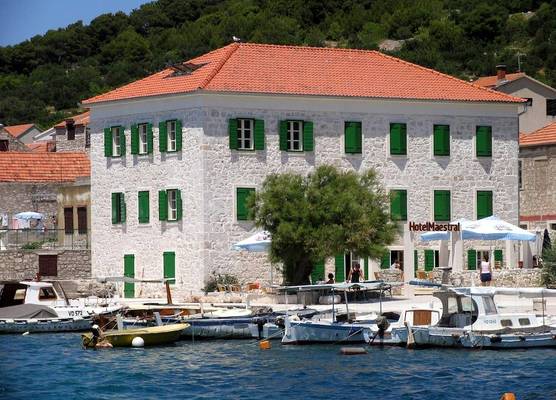 Hotel Maestral 1