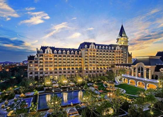 Hilton Qingdao Golden Beach 1