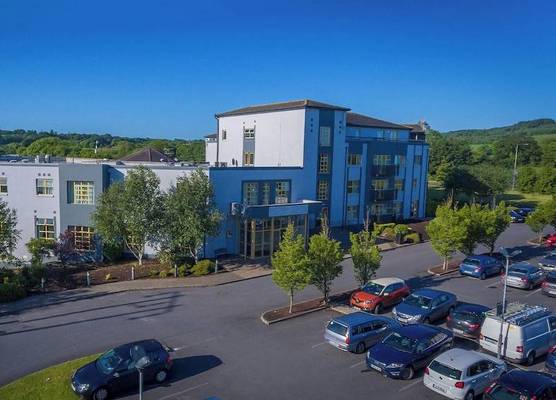 Newtown Park Hotel 1