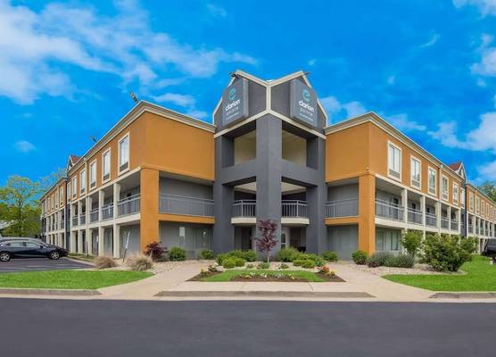 Clarion Pointe Indianapolis Northeast 1
