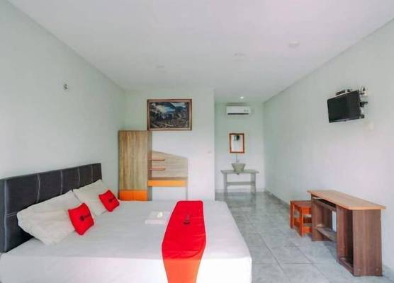 RedDoorz @ Saren Anyar Homestay Lukluk 1