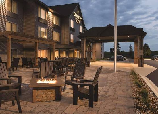Country Inn & Suites by Radisson, Mankato Hotel and Conference Center, MN 1
